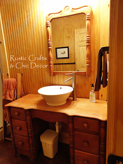 Cabin Bathroom Decor - Rustic Crafts & Chic Decor
